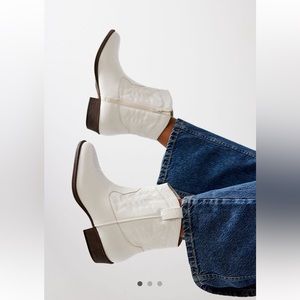 Matisse Vegan Ranch Road Western Cowboy Boots 9 Free People White